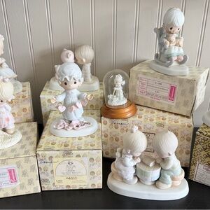 Precious Moments Figurine Lot w/ Boxes (8 pcs)